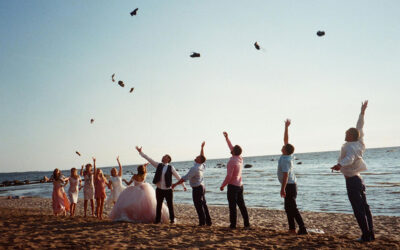 How to deal with bad weather at your wedding