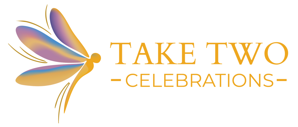 Wedding on a beach with marriage celebrant Mandi Forrester-Jones